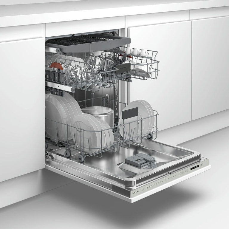 Встраиваемая посудомоечная машина Hotpoint HI 5D66 TOR