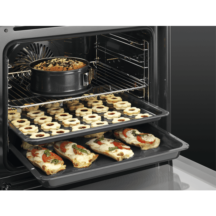 Духовой шкаф AEG BEB351111B черный