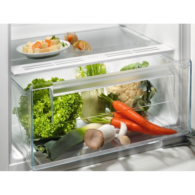 Встраиваемый холодильник ELECTROLUX LRB3AE12S белый